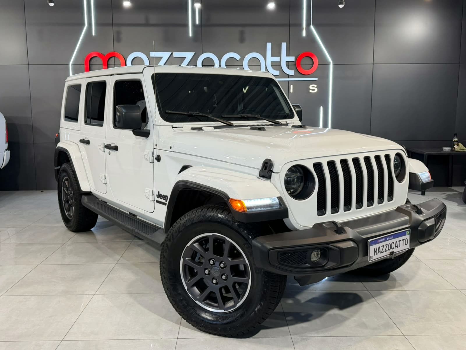 Jeep WRANGLER 2021 no showroom da Mazzocatto